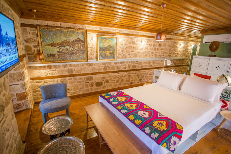 Char Me Boutique Hotel