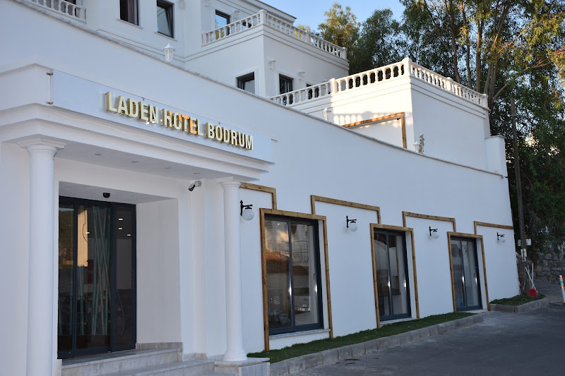 Laden Hotel