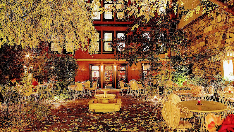 Kitap Evi Otel