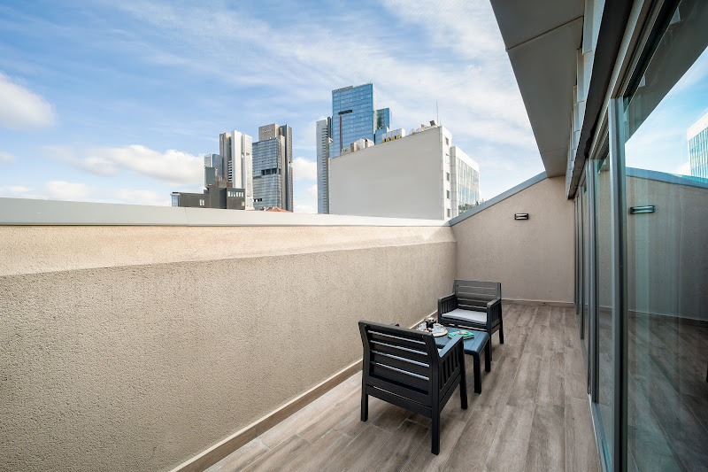 Gatto Suites&Residence