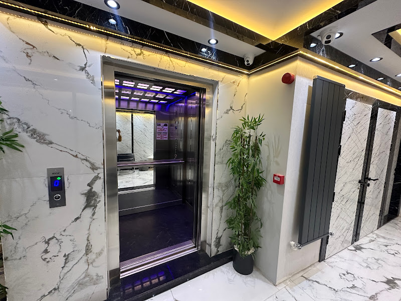 TAKSİM LARİSSA HOTEL