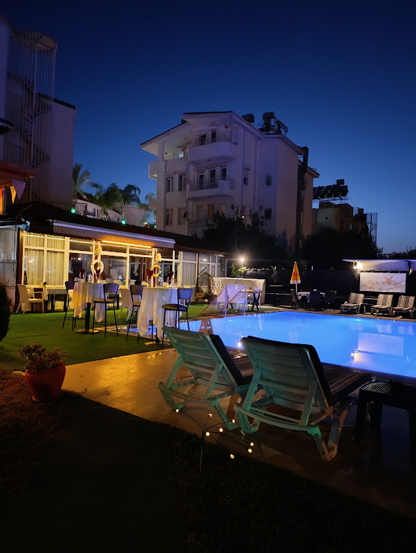 Side Center Hotel