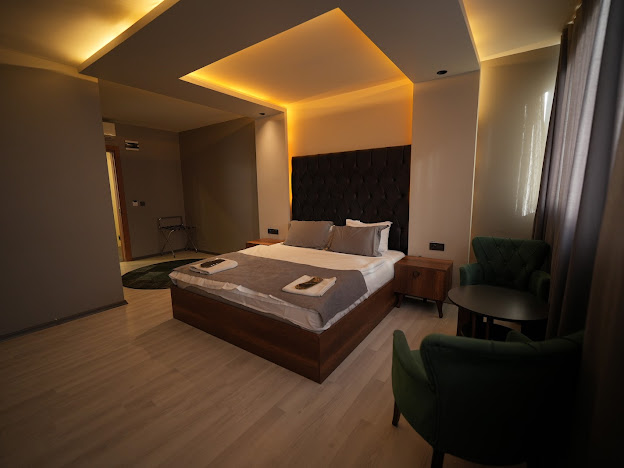 Cİ PLUS HOTEL