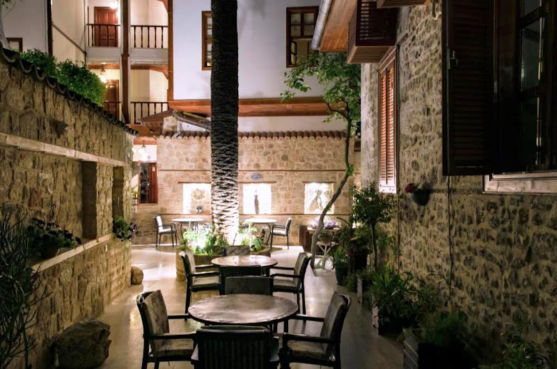 White Garden Hotel