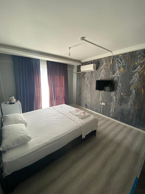 İzmir First Class Otel