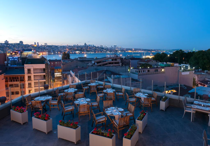 DoubleTree by Hilton Istanbul - Sirkeci
