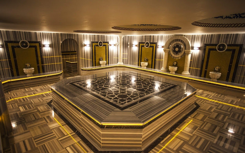 Liv Suit Hotel