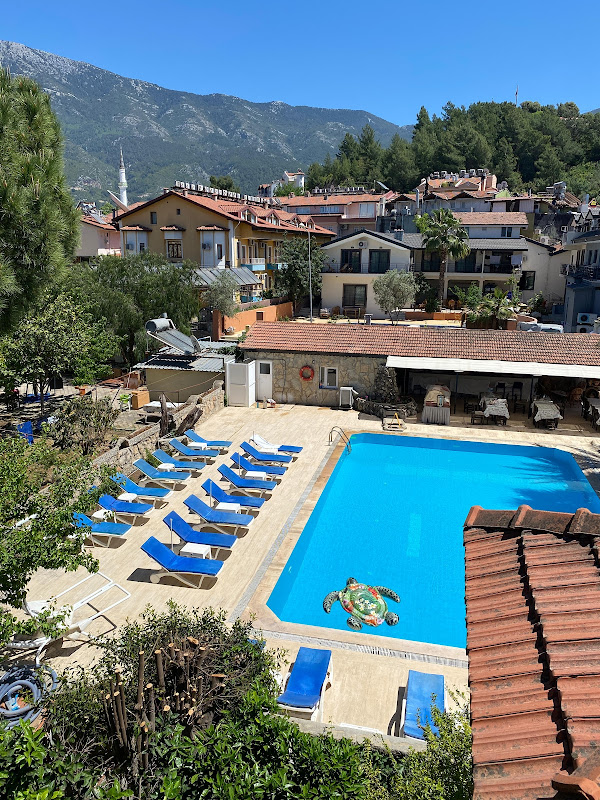 Ünlü Hotel
