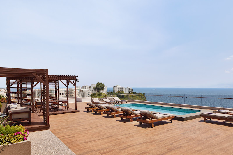 Akra Hotel