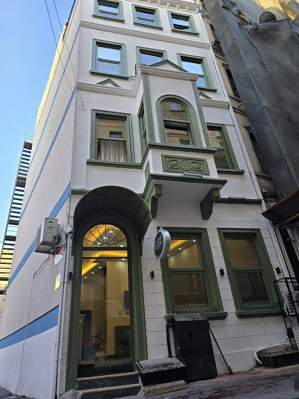Grand Rafinn Hotel