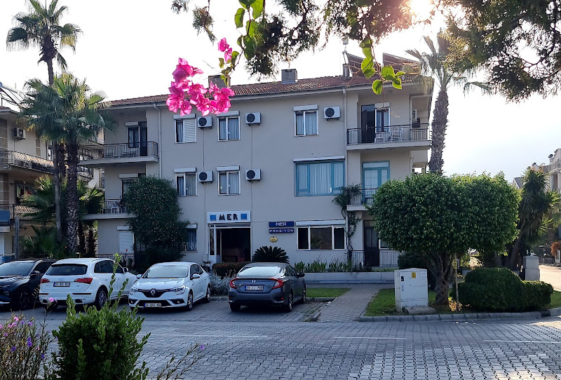 Mer Pension