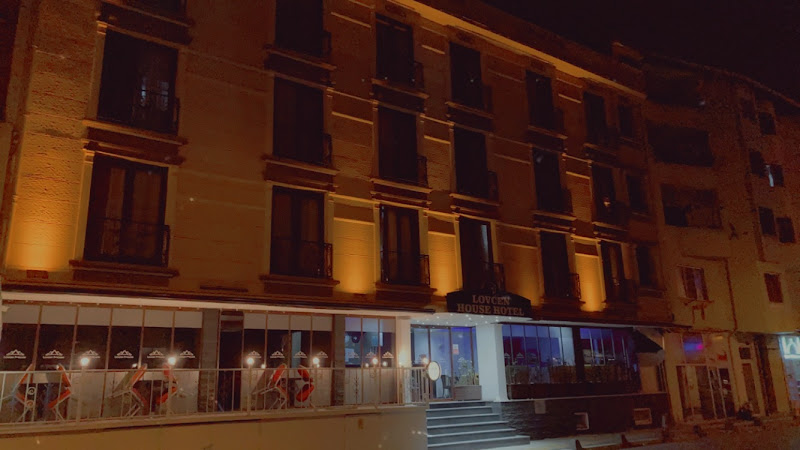 Lovcen House Hotel