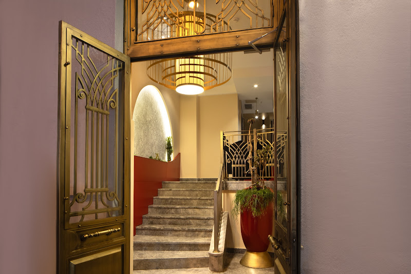 Ess Hotel
