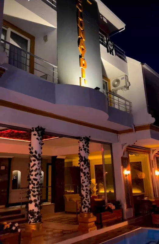 Dolunaydın Hotel / Side