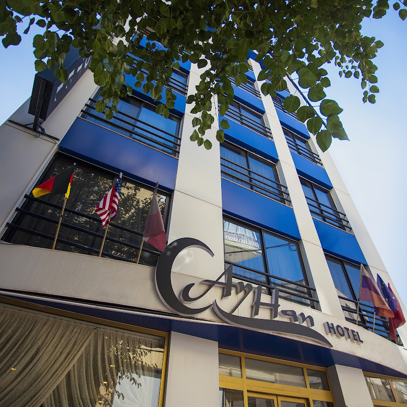 Ayhan Hotel