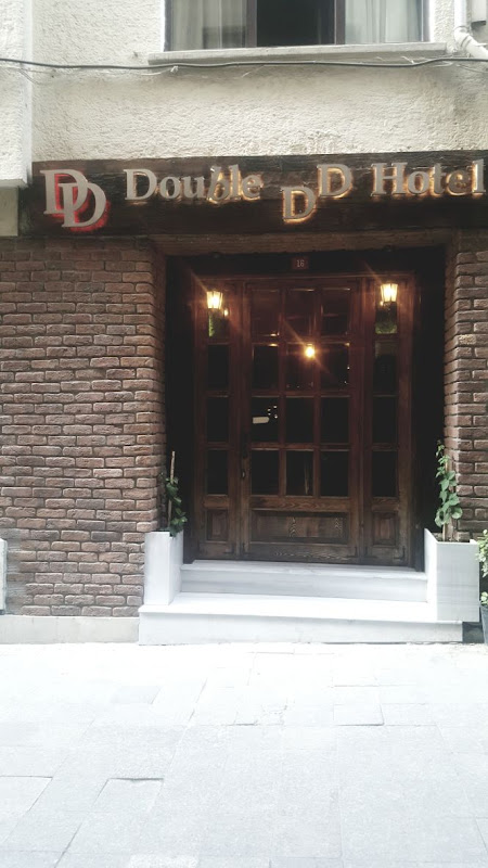 Double D Hotel