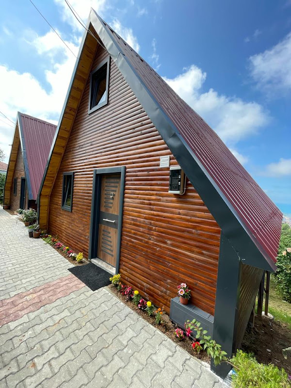 Kaşüstü Bungalov