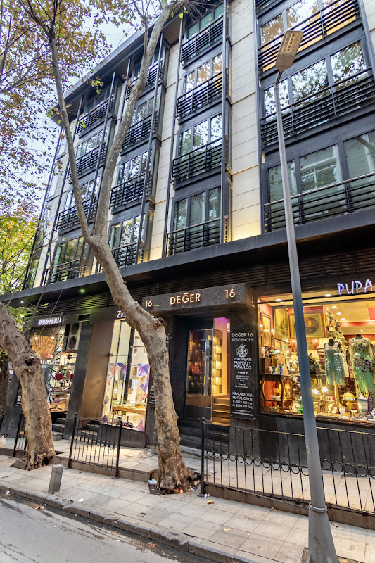 Deger 16 Residences