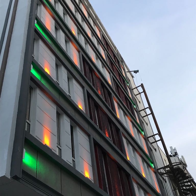 Corner Park Suites