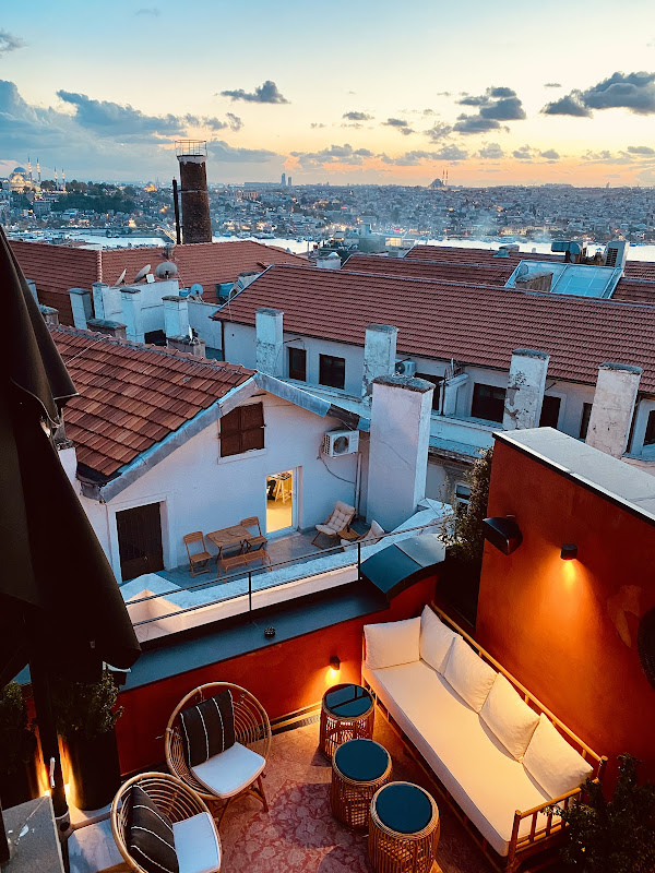 RUZ Hotels