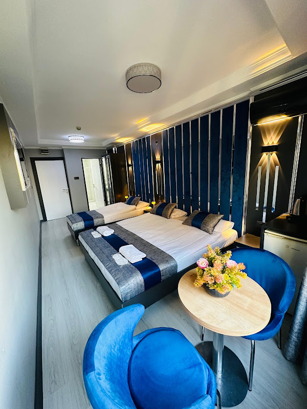 Blue Plus Hotel