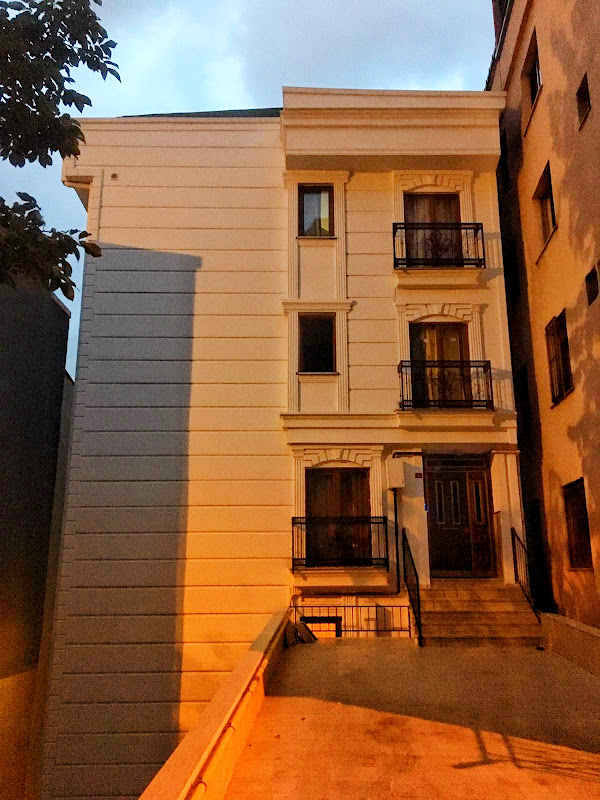 Luxx Suite