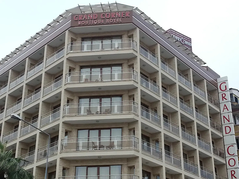 Grand Corner Boutique Hotel