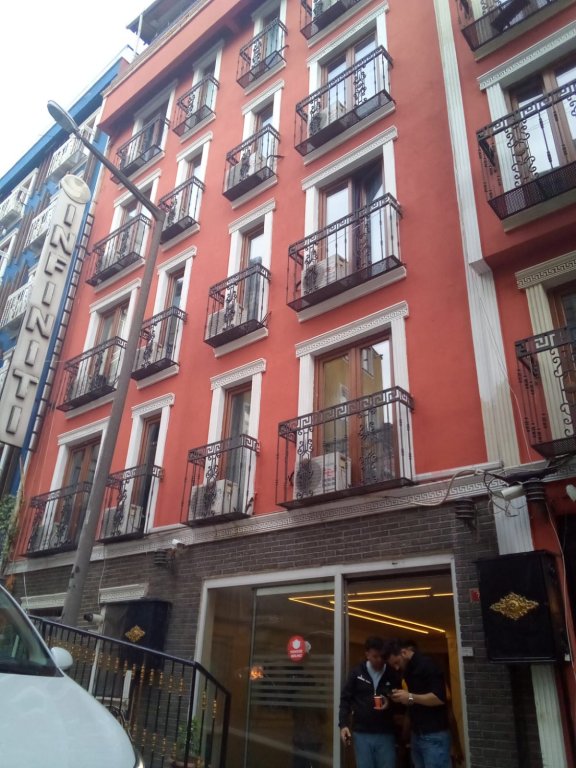 Elite Brand Hotel