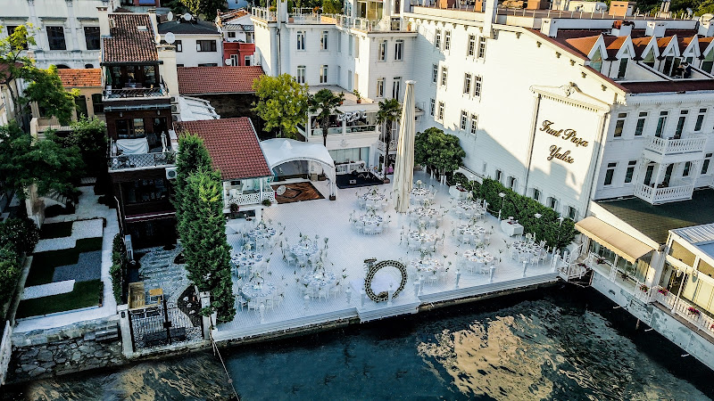 FUAT PAŞA OTELİ