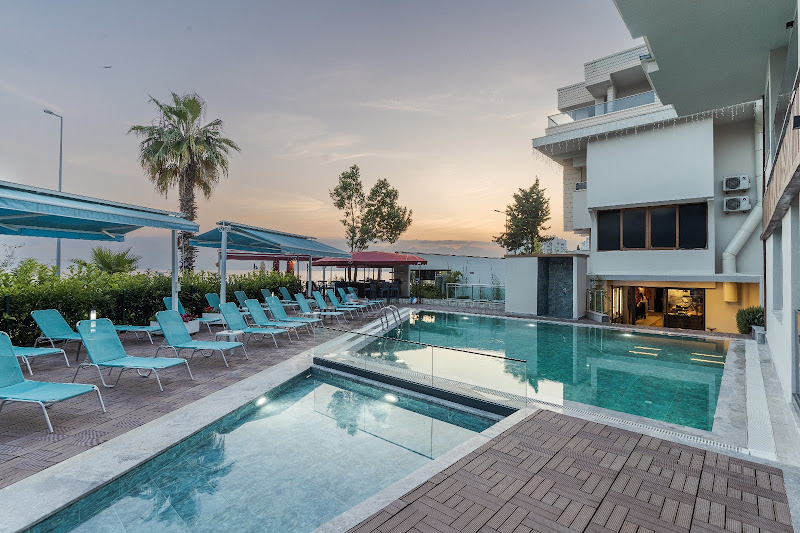Tema 242 Hotel