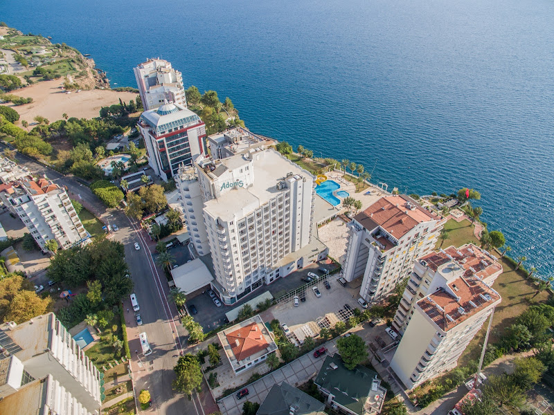 Adonis Otel