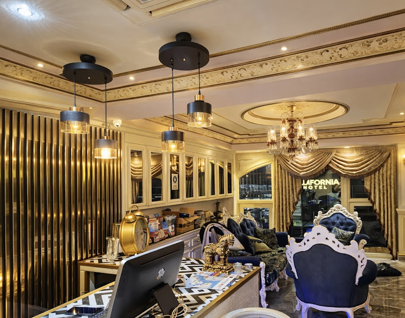 Leyenda Hotel