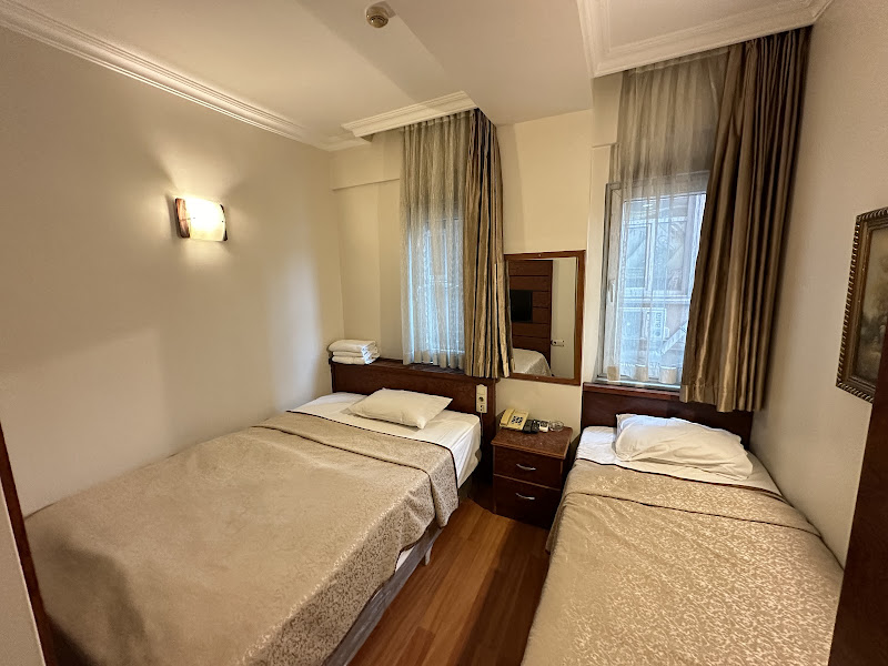 Hotel Nayla