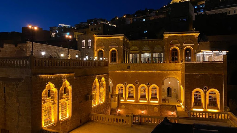 ULUBEY KONAĞI