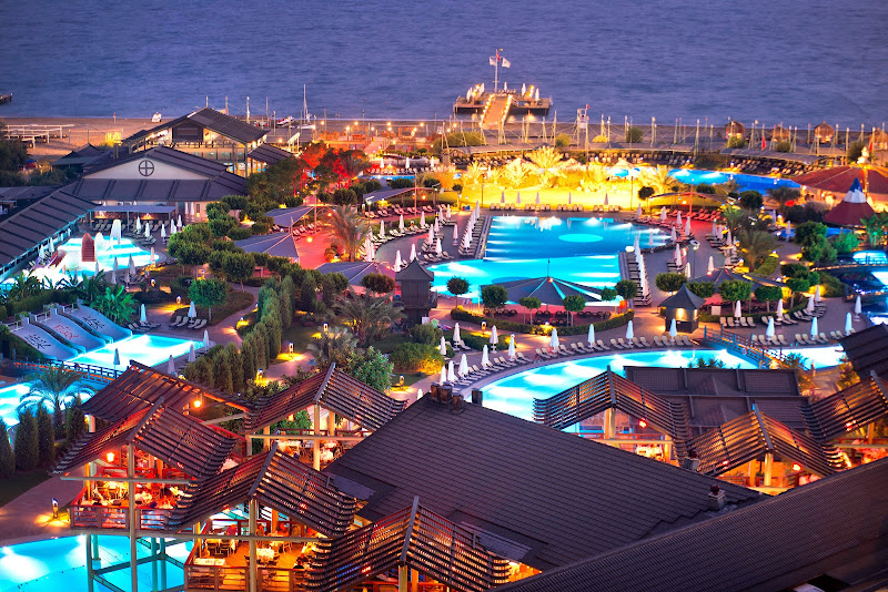 Limak Lara De Luxe Hotel & Resort