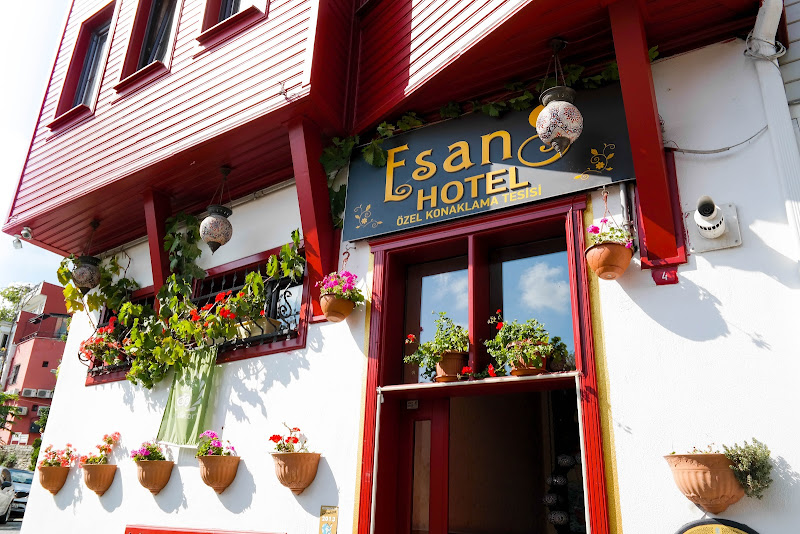 Esans Hotel