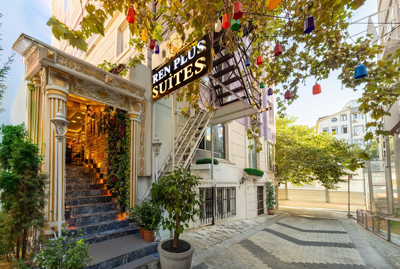 Ren Plus Suit Bakırköy