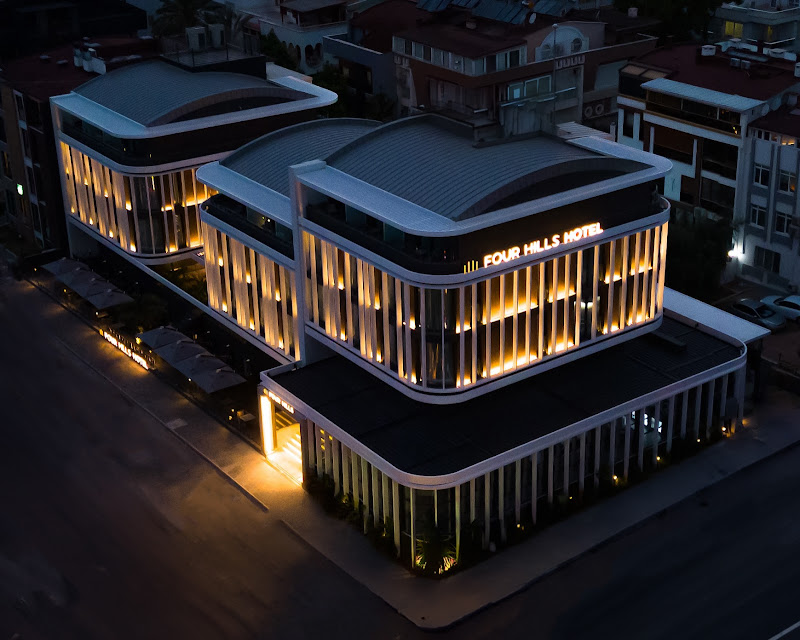 FOUR HILLS HOTEL