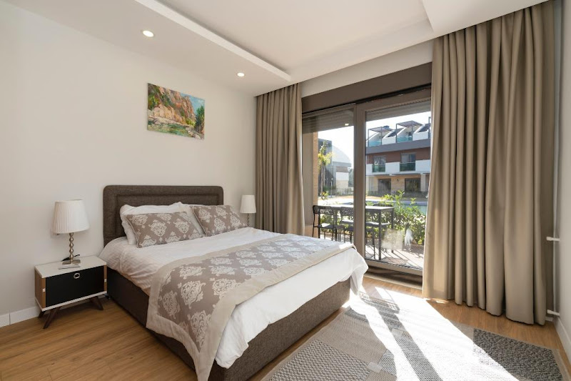 Veranda Suites