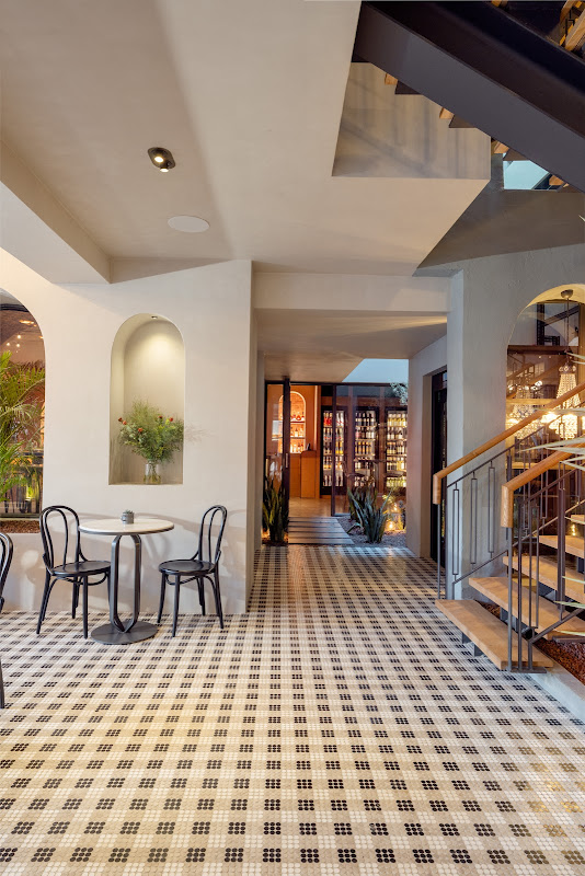 Roome Hotel