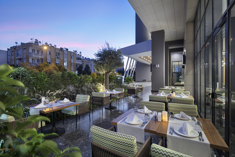 DoubleTree by Hilton Antalya City Centre