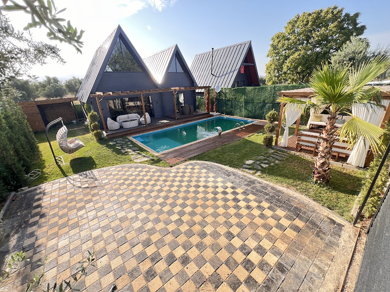 Lux Bungalov