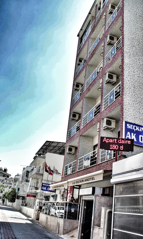 SEÇKİN AK OTEL