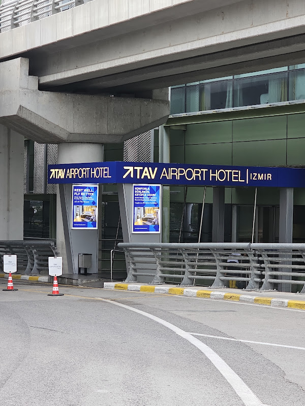 Tav Airport Hotel Izmir