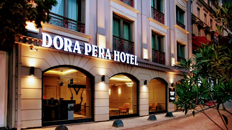 Dora Pera Hotel