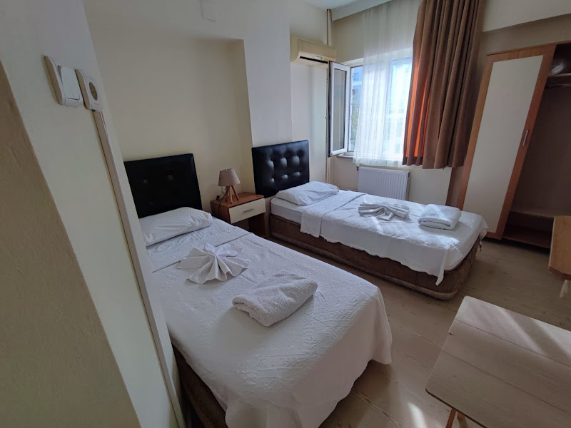 otel özgüleç
