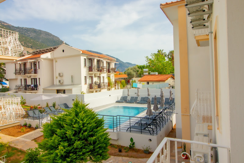 Celeste Hotel