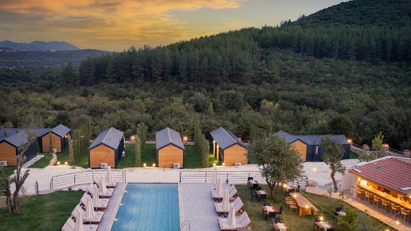 Kairos Hotel