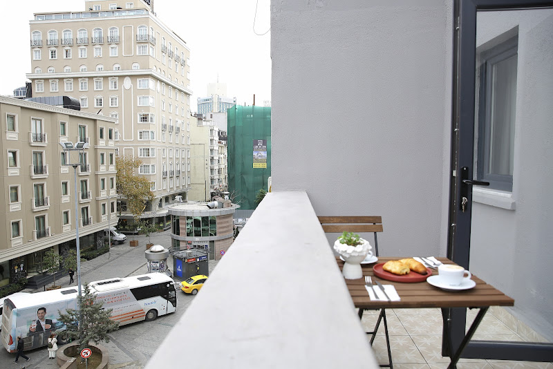 ROCO BEYOGLU