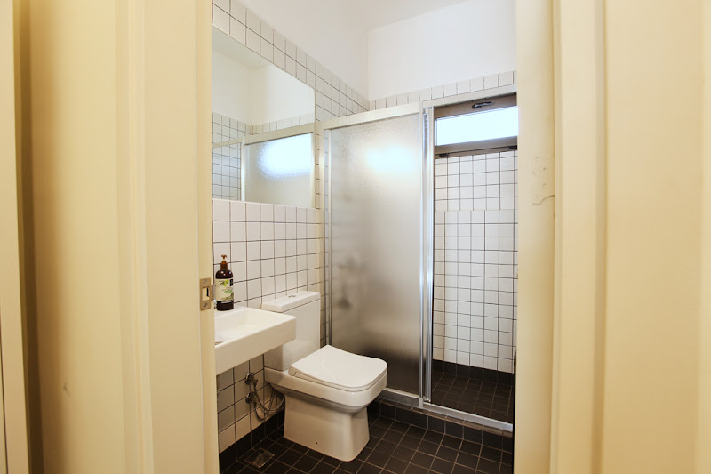 FLANEUR HOSTEL